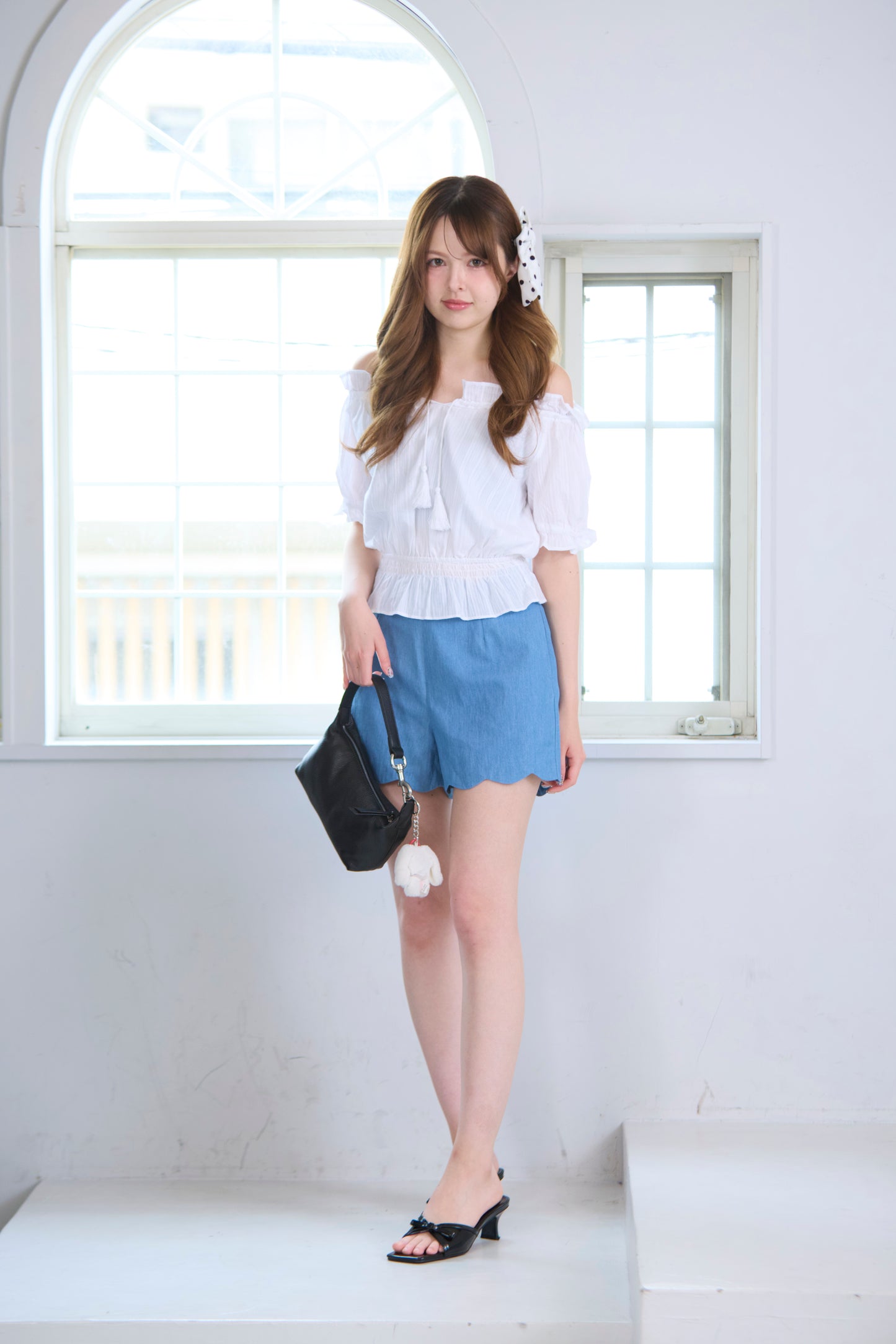 Off-Shoulder Frill Blouse