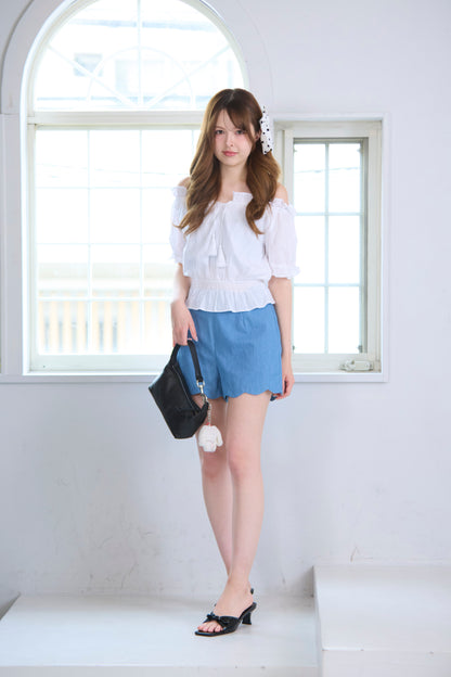 Off-Shoulder Frill Blouse
