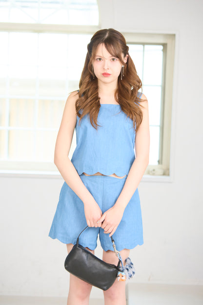 Back Ribbon Sleeveless Blouse