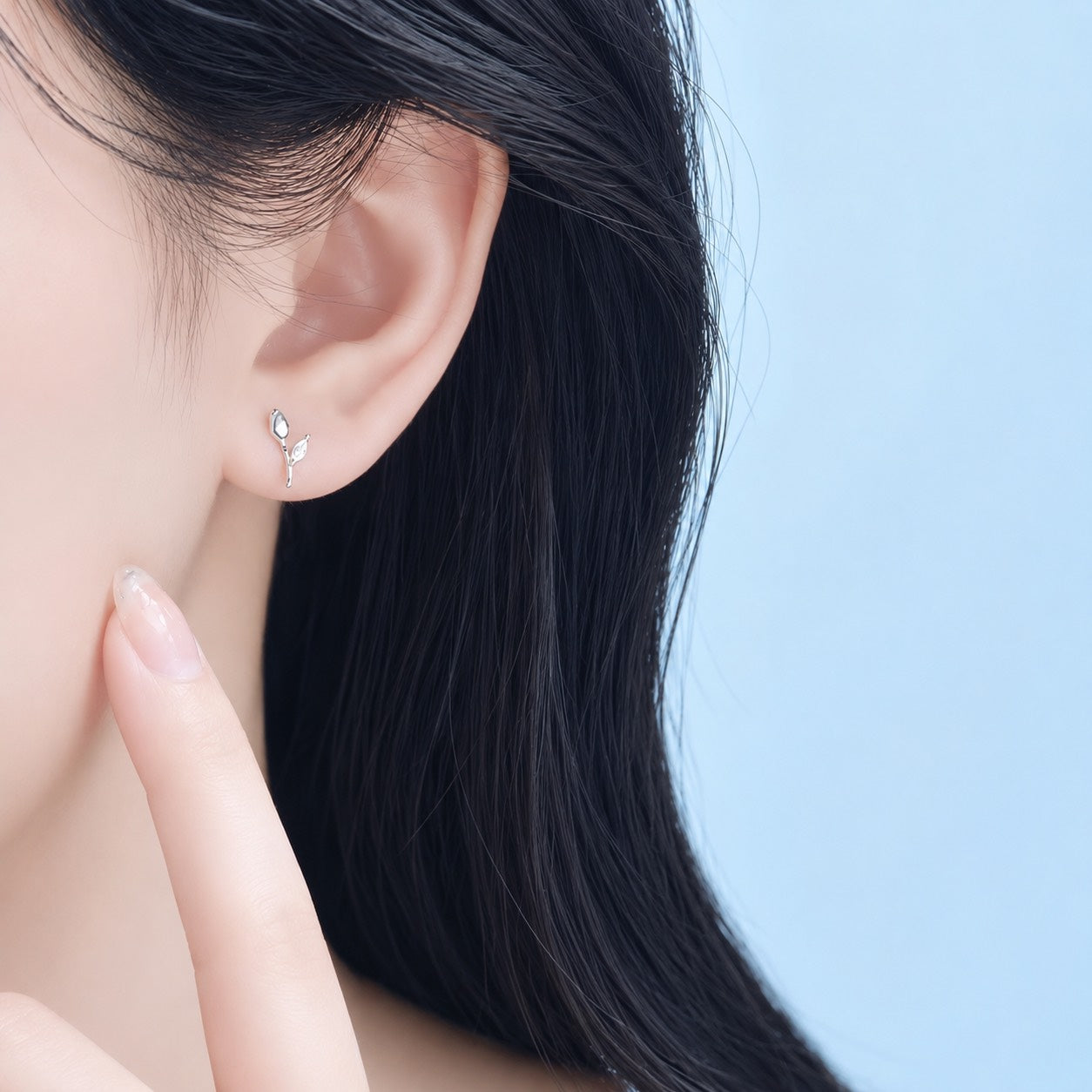 petit tulip pierce