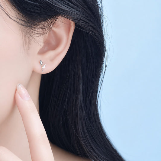petit tulip pierce